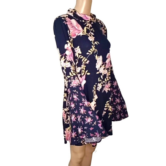 Free People Tate Floral Midnight Blue Combo Flare Sleeve Mini Dress Size X-Small - Picture 7 of 9